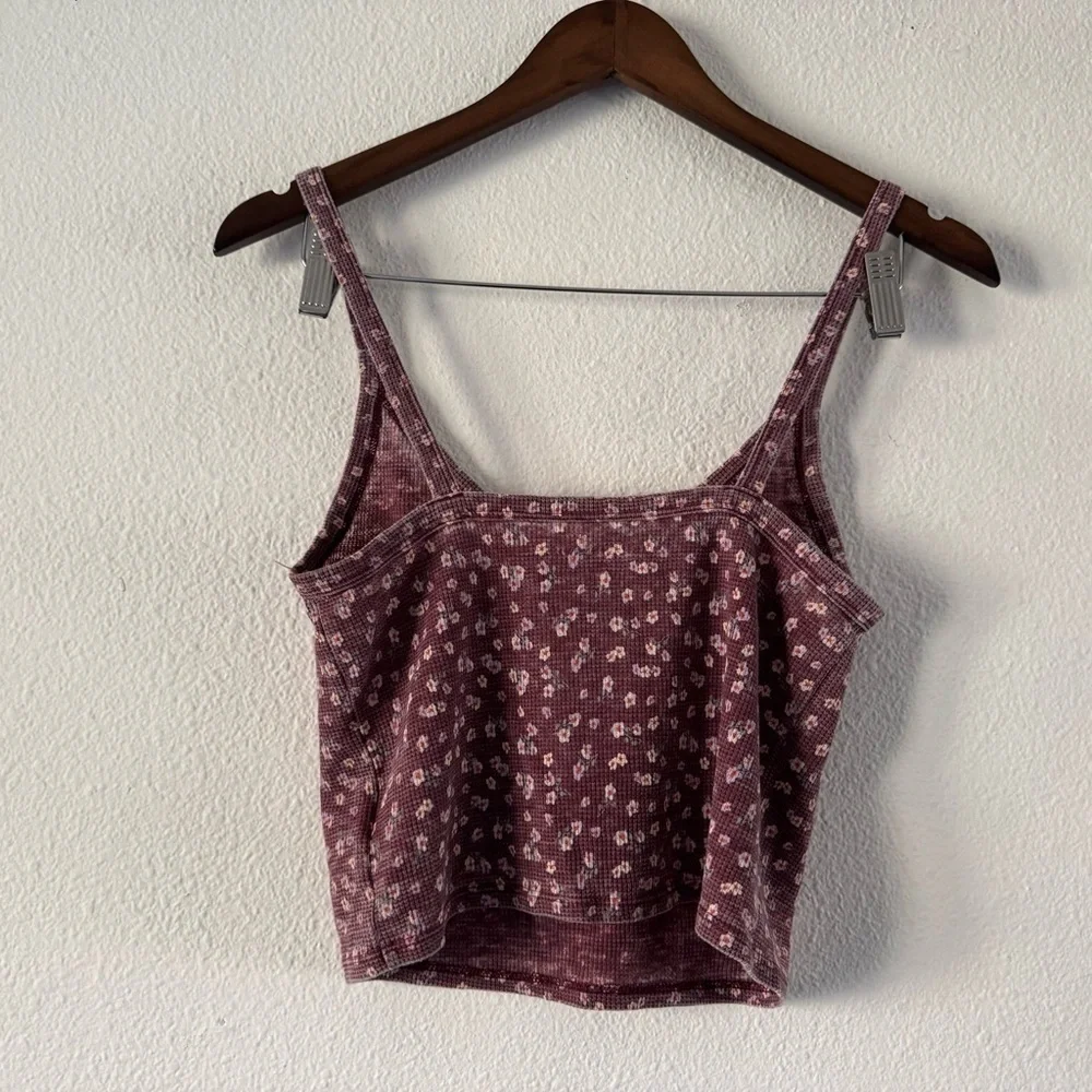 American Eagle Cropped Ditsy Floral Burgundy Waffle Knit Cami Medium Ethereal - Picture 11 of 15